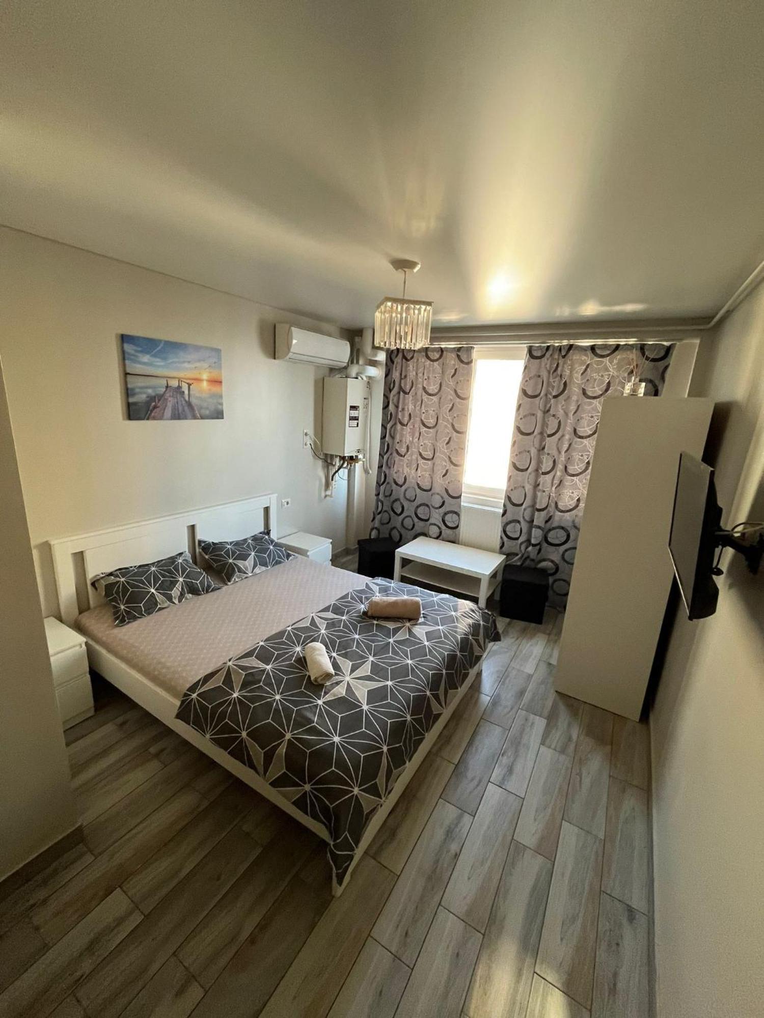 Ceronav Portului Studio Galati  Ngoại thất bức ảnh